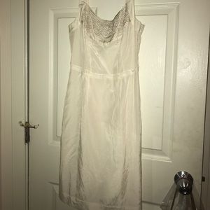 Stunning off-white Banana Republic dress!